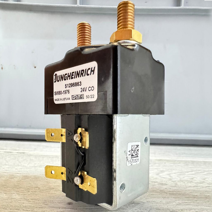 Контактор 24V 120 A, тоже что и 50438766